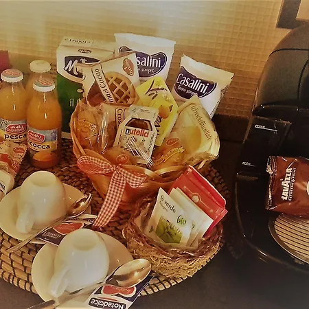 Easy Space Lägenhetshotell 3*