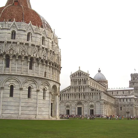 Lägenhetshotell Easy Space 3*