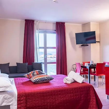 Aparthotel Easy Space 2*